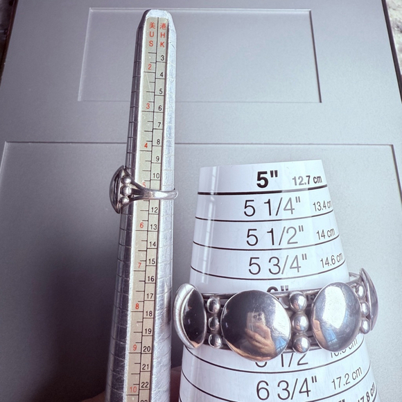 Navajo Modernist Gilbert Gomez Sterling Silver Bracelet, Ring, Earrings Set VTG - Picture 12 of 13